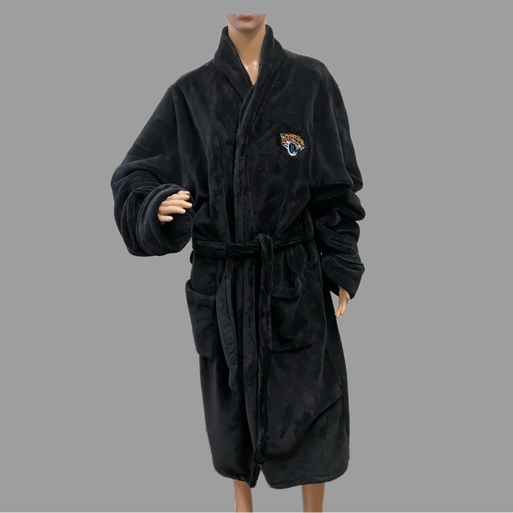 NORTHWEST Jagwear silk robe size S/M NWT